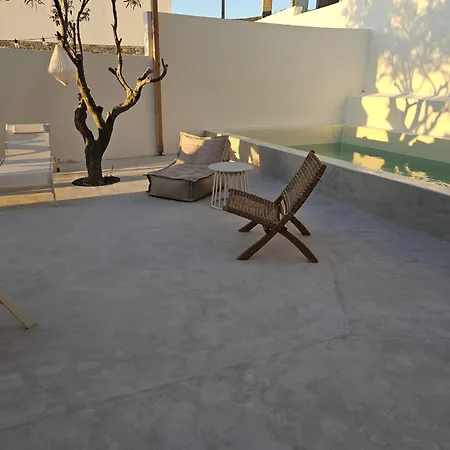 Syros-house *